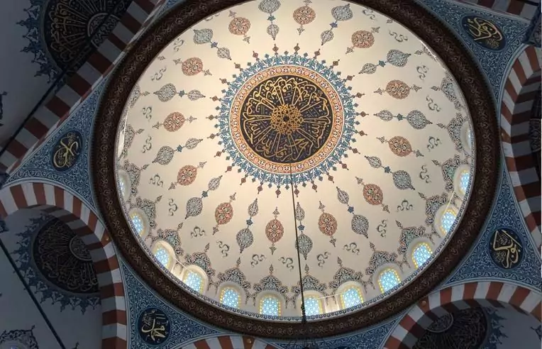 14 Nights 3 Star Umrah Package from USA